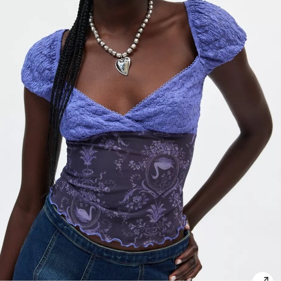 Kimchi Blue Tops - Kimchi Blue Small Top Clementine Femme Top purple mesh swan print purple